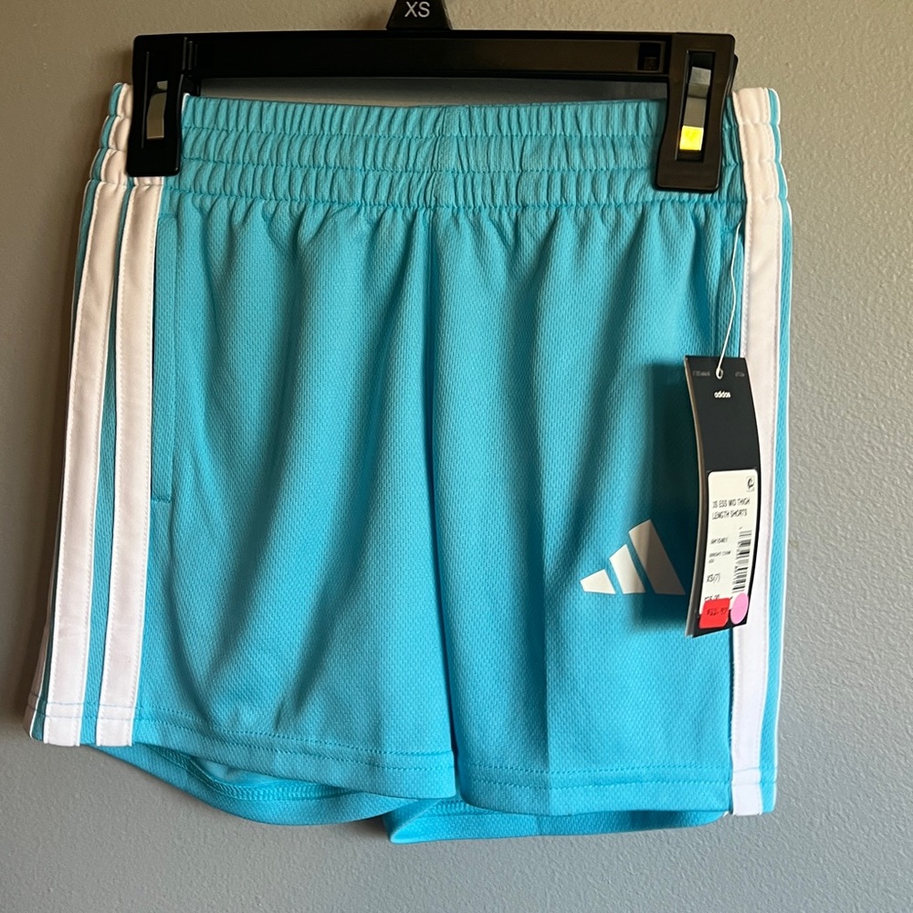 Adidas kids extra small mid thigh length shorts size 7 $25 retail